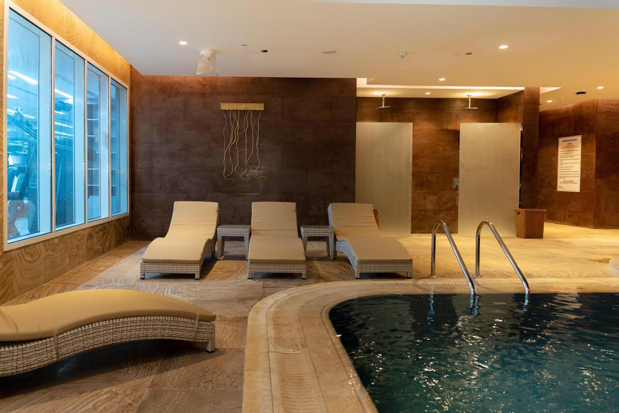 Millennium Place Doha Exterior photo Spa at the hotel